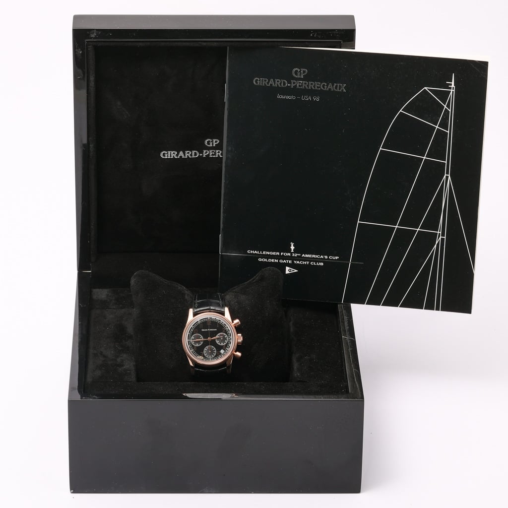 Girard-Perregaux Vintage 4930 with black dial and 18ct rose gold case - product image 2
