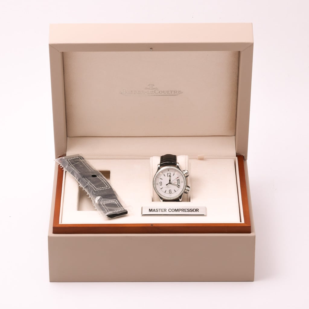 Jaeger-LeCoultre Master Compressor 148.8.60 with white dial and steel case
