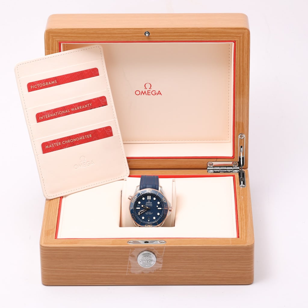 Omega Seamaster Diver 300 M image 3