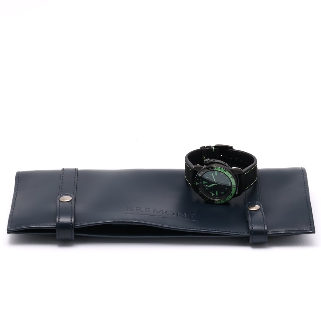 Bremont Bamford Aurora S502-DLC-BAMFORD-L-S with black dial and steel case