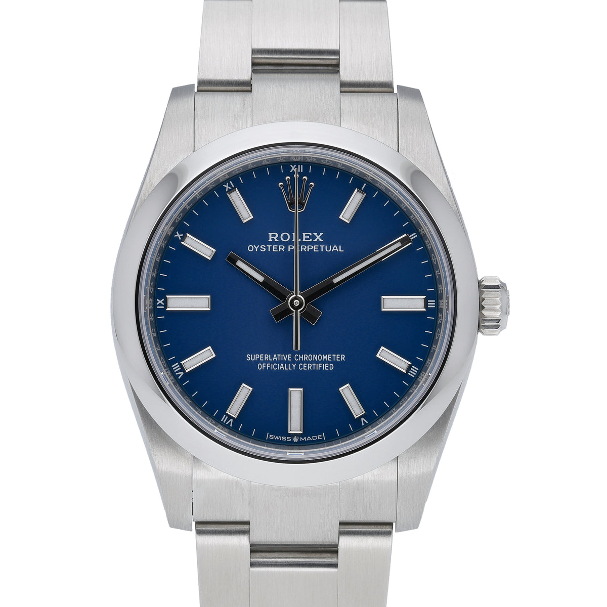 Rolex Rolex Oyster Perpetual 34 124200 with med blue dial and oystersteel case