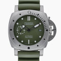 Panerai Submersible PAM01055 with green dial and steel case
