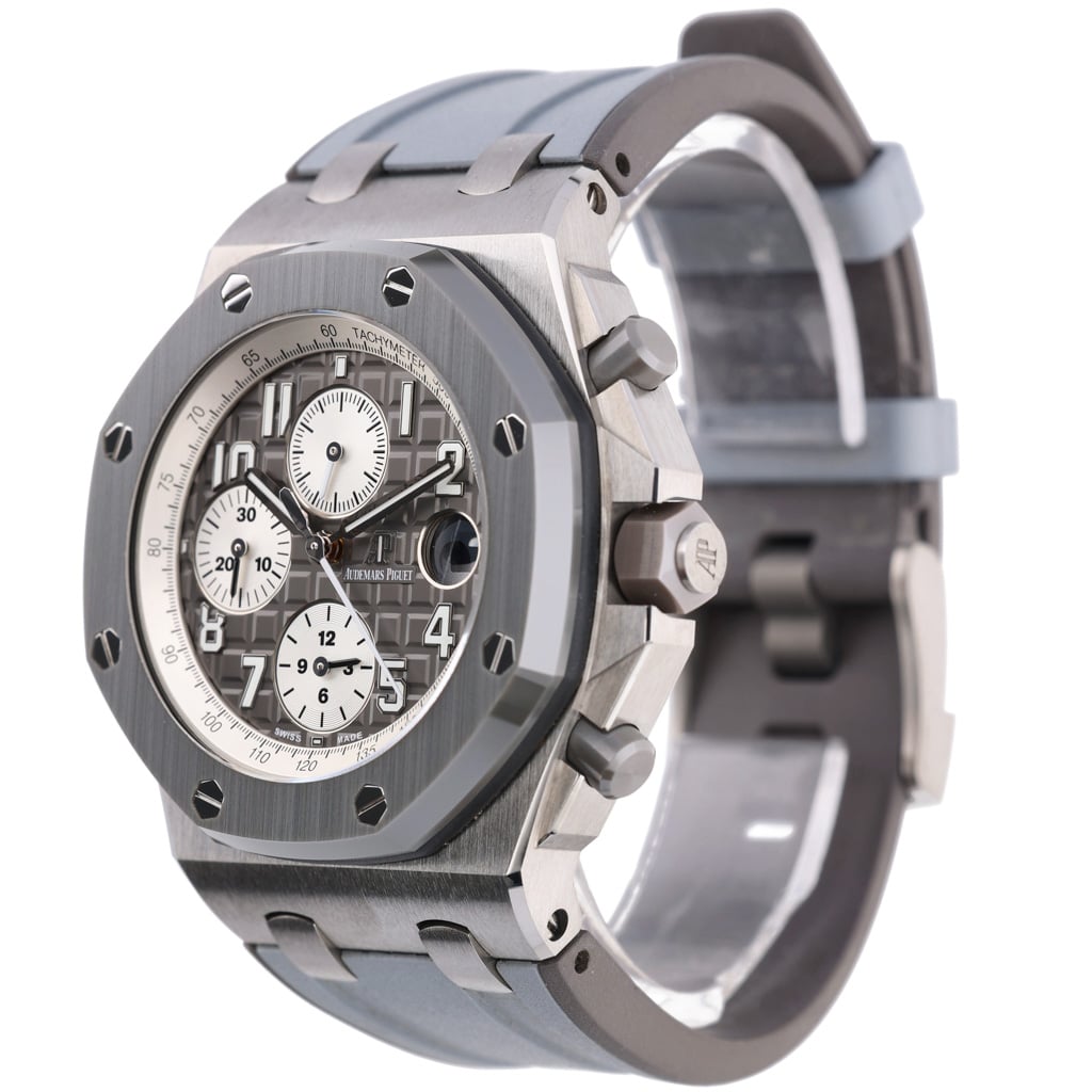 Audemars Piguet Royal Oak Offshore Chronograph 26470IO.OO.A006CA.01 with grey dial and titanium case - product image 3